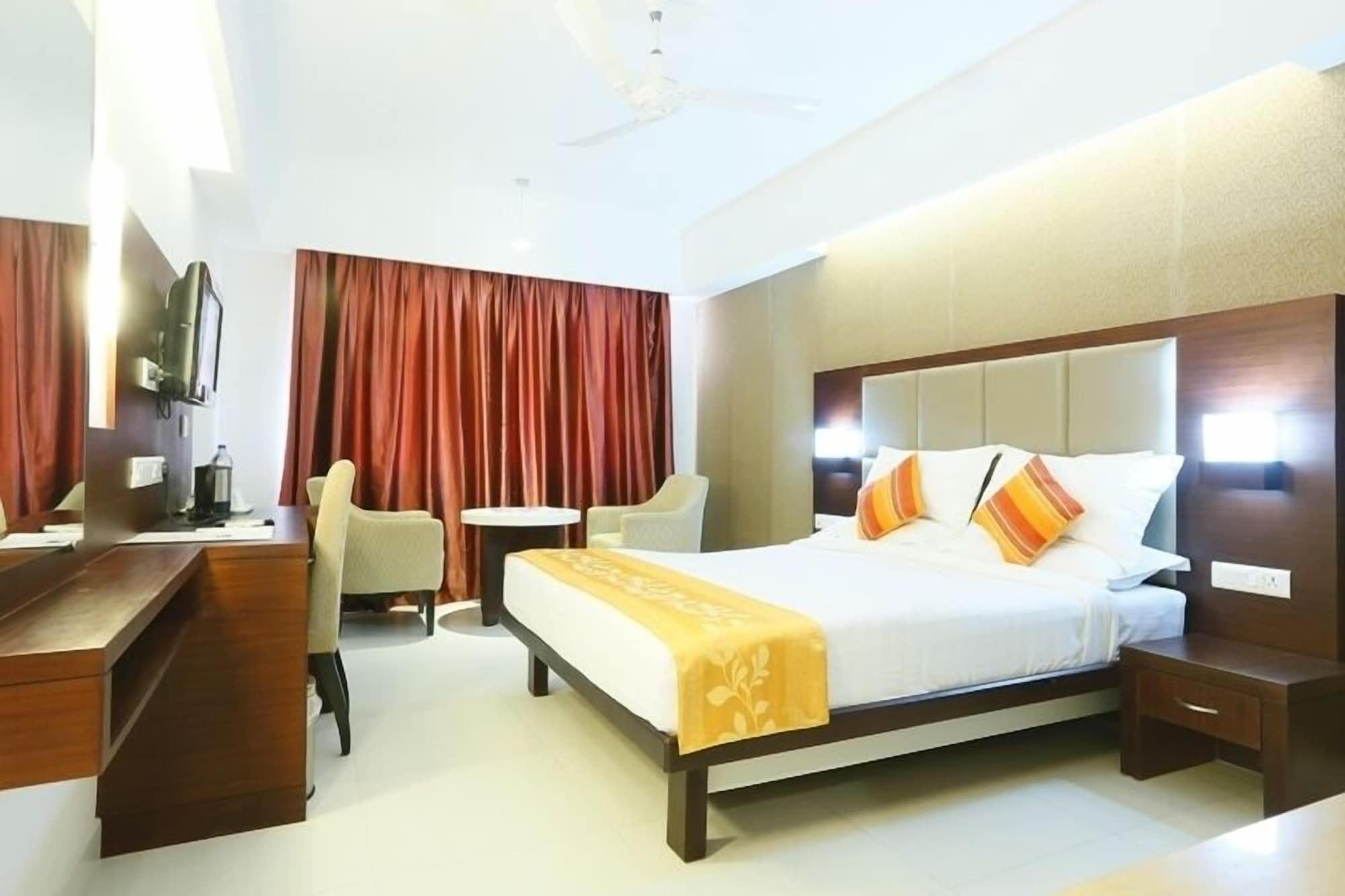 Hotel Moonlit Regency Thodupuzha Extérieur photo