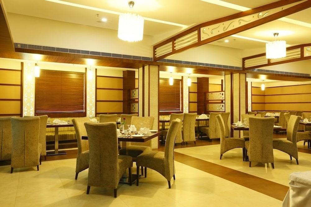 Hotel Moonlit Regency Thodupuzha Extérieur photo