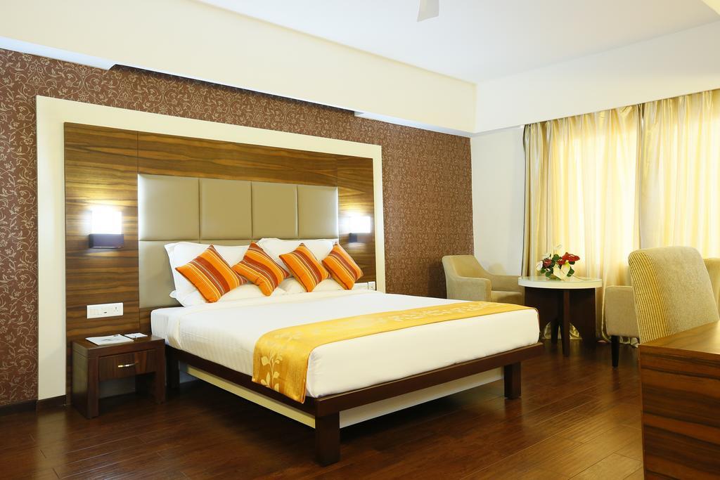 Hotel Moonlit Regency Thodupuzha Extérieur photo