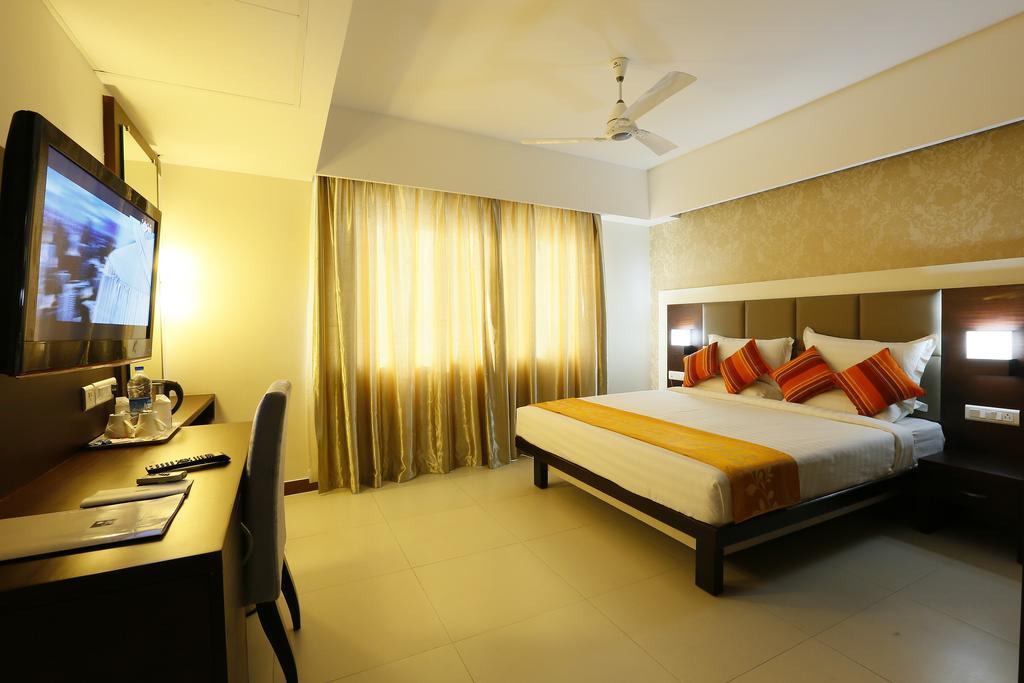 Hotel Moonlit Regency Thodupuzha Chambre photo