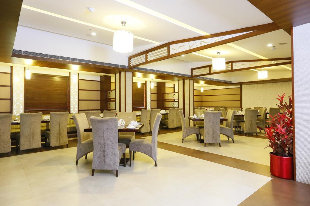 Hotel Moonlit Regency Thodupuzha Extérieur photo