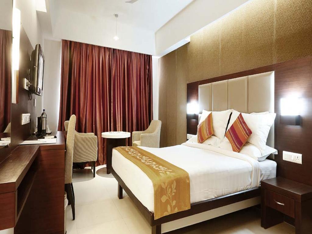 Hotel Moonlit Regency Thodupuzha Extérieur photo